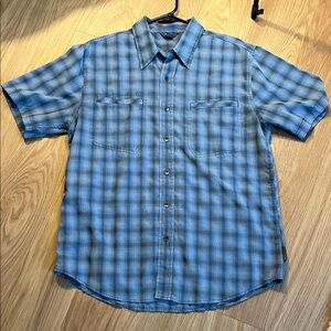 Royal Robbin’s Men's Blue Plaid Short-Sleeve Button-Down Shirt size L